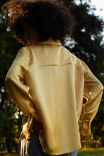 Carregar imagem no visualizador da galeria, Camisa Seda LUX

